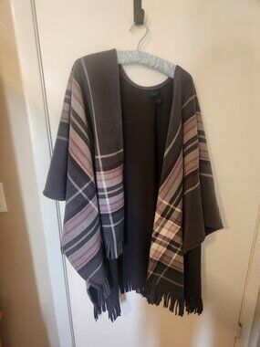 Throw poncho top